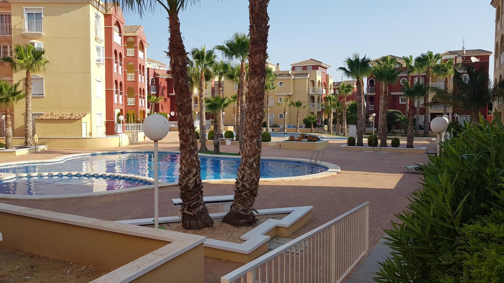 Spacious 3 Bedroom 2 Bathroom Apartment - Puerto Marina Complex ลอสอัลกาซาเรส ภายนอก รูปภาพ