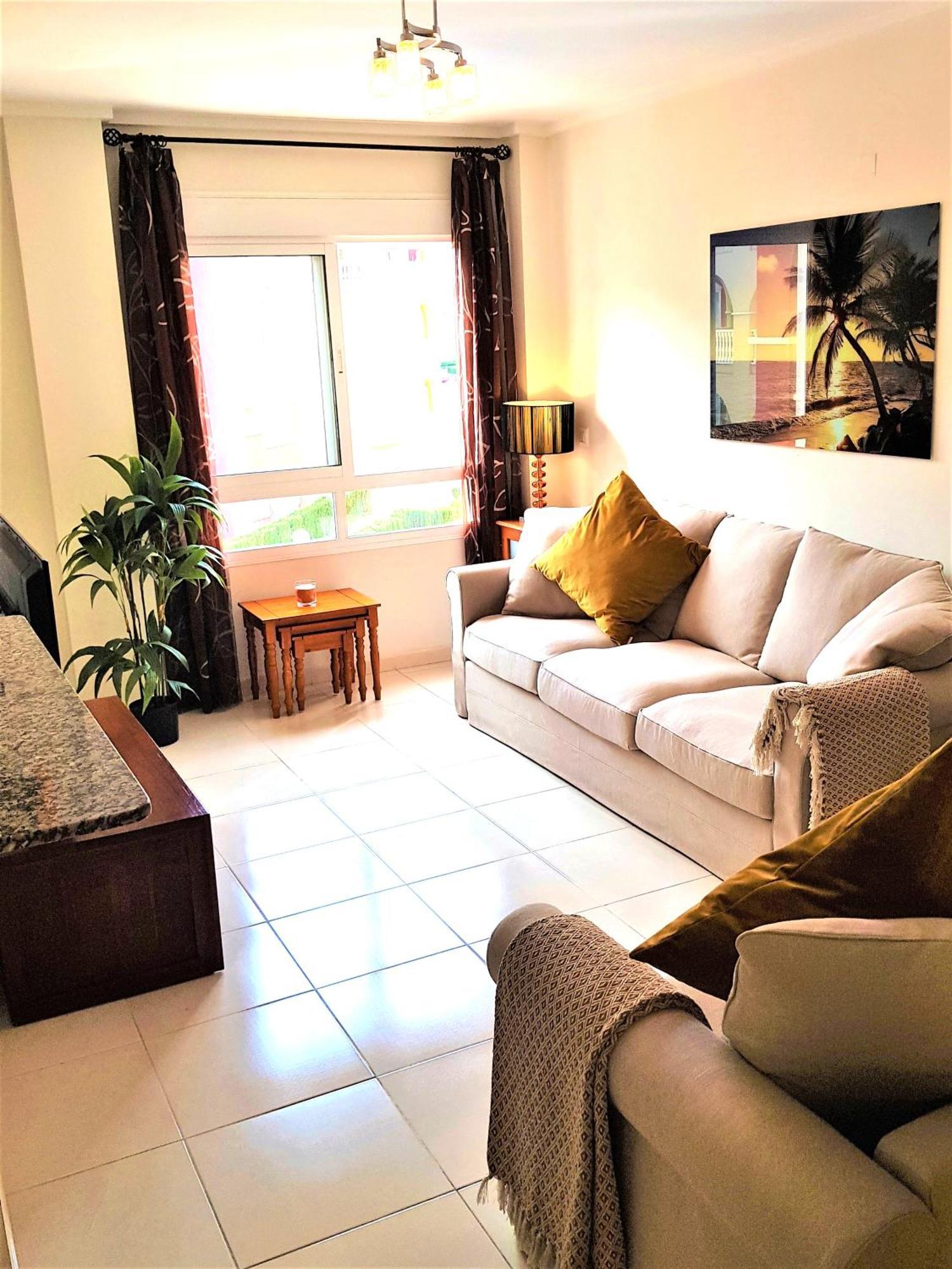 Spacious 3 Bedroom 2 Bathroom Apartment - Puerto Marina Complex ลอสอัลกาซาเรส ภายนอก รูปภาพ