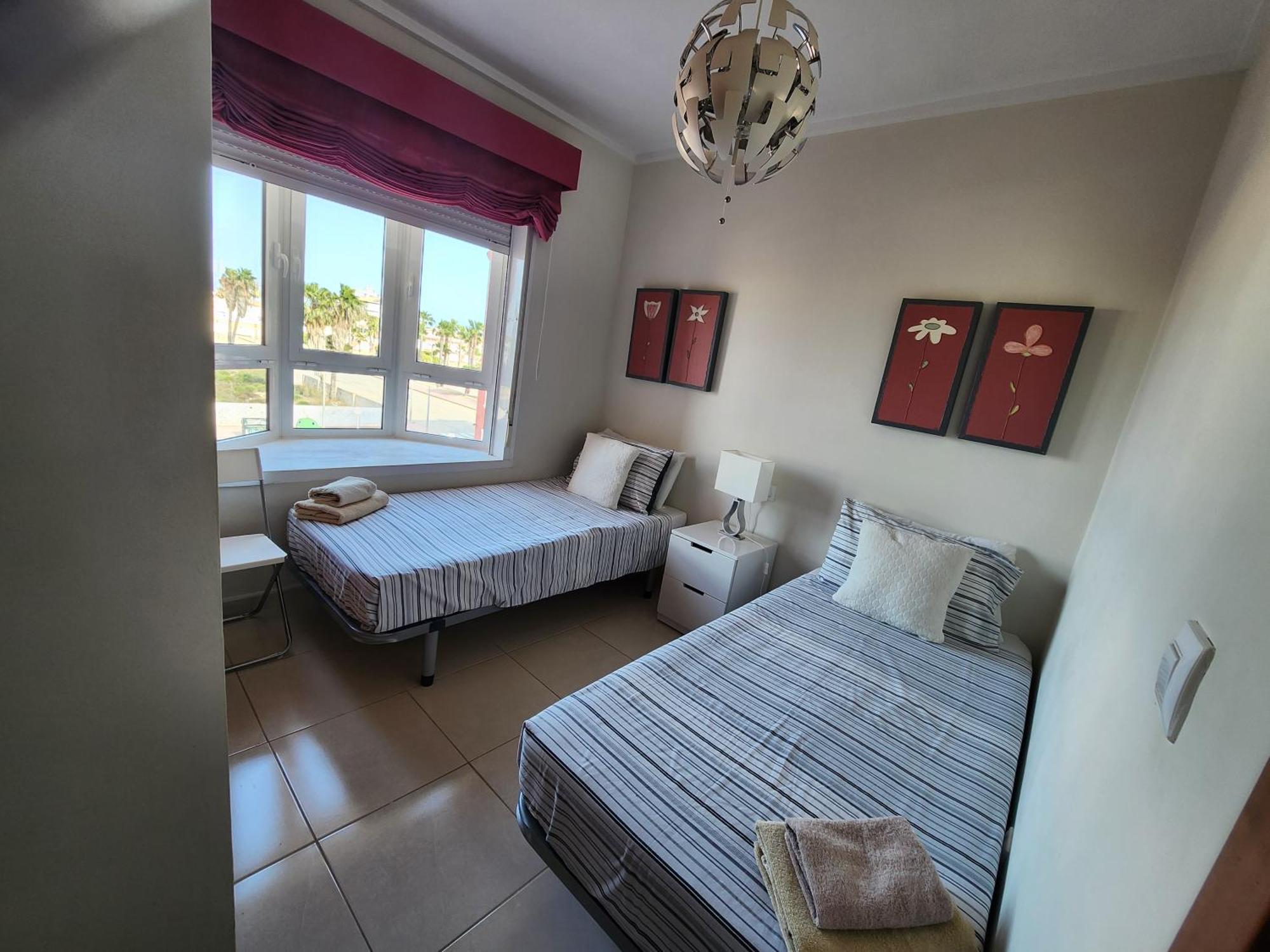 Spacious 3 Bedroom 2 Bathroom Apartment - Puerto Marina Complex ลอสอัลกาซาเรส ภายนอก รูปภาพ